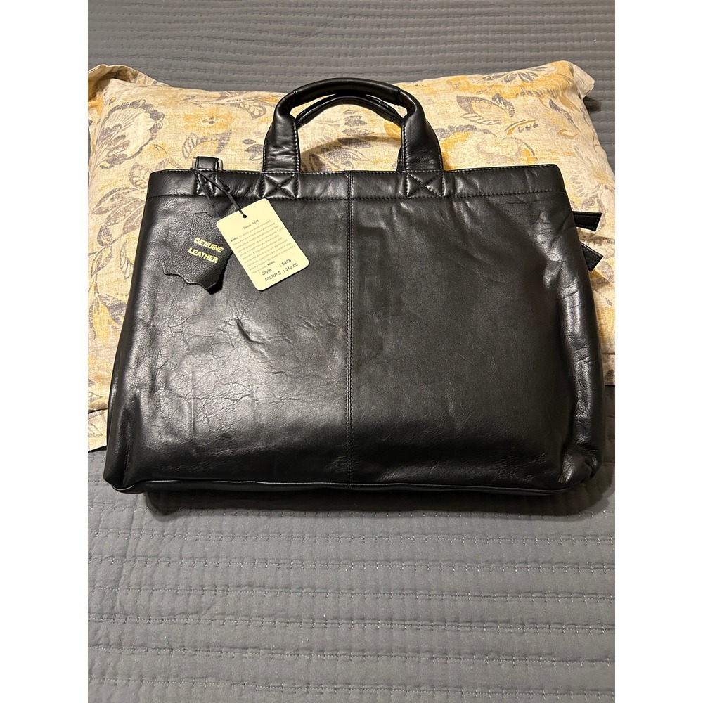 Winn International Black Leather Briefcase Laptop Bag Style 5428‎ NWT